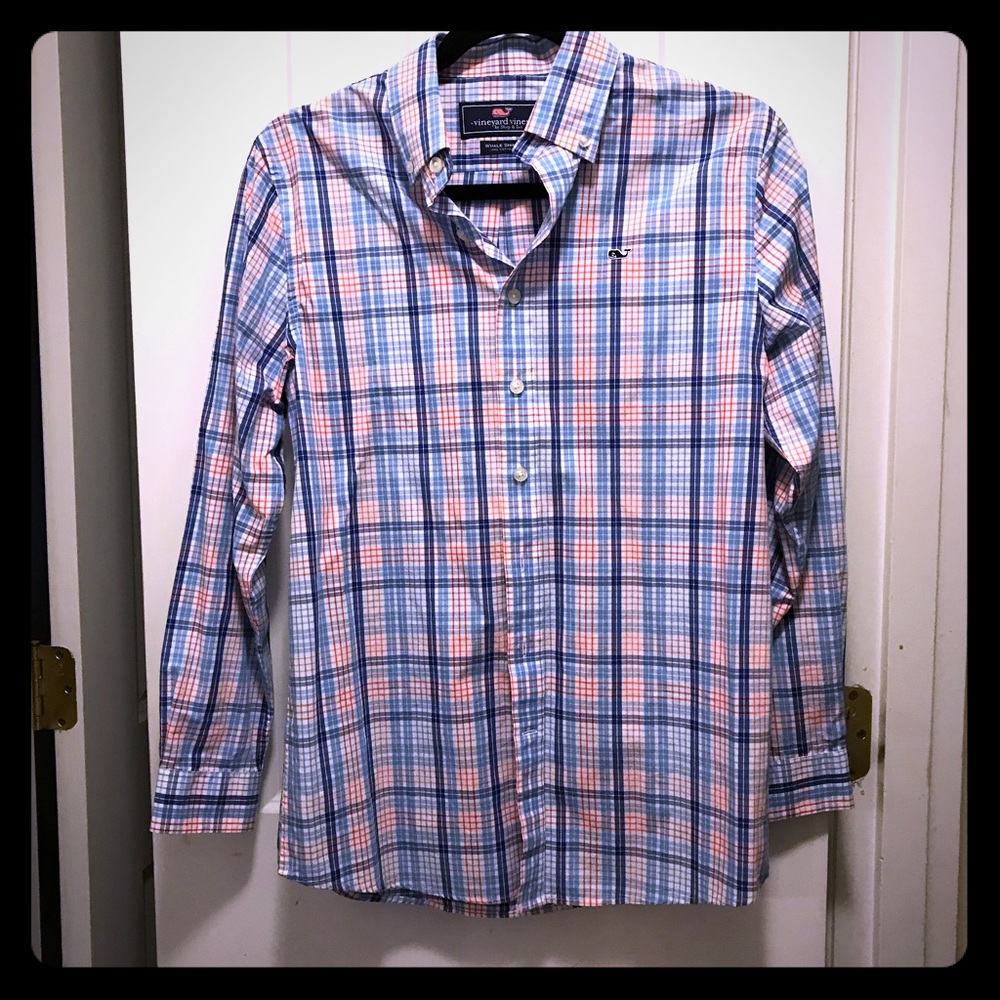 Vineyard Vines Boys dress shirt.